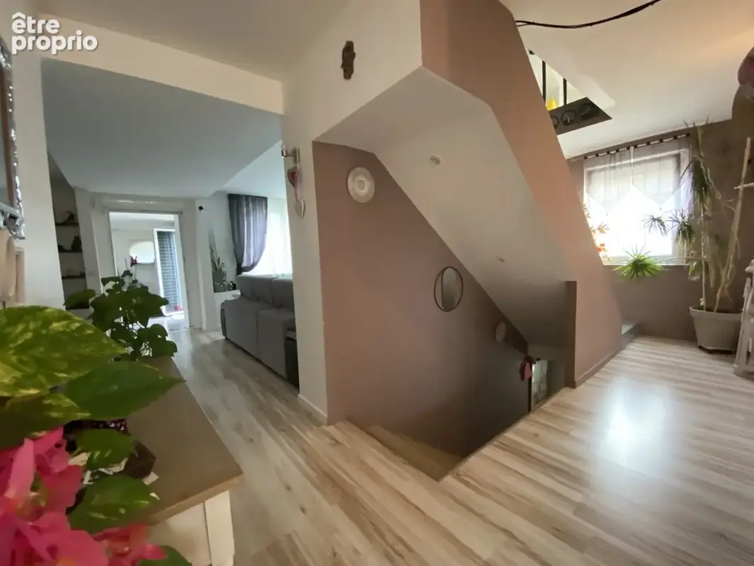 Maison individuelle 3 chambres   Terrain 7,19 ares exposé Sud - photo 12