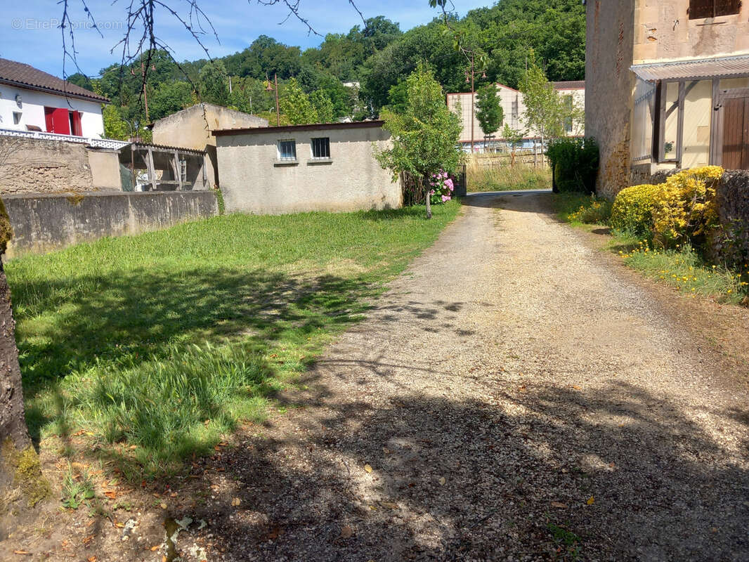 Maison à FUMEL