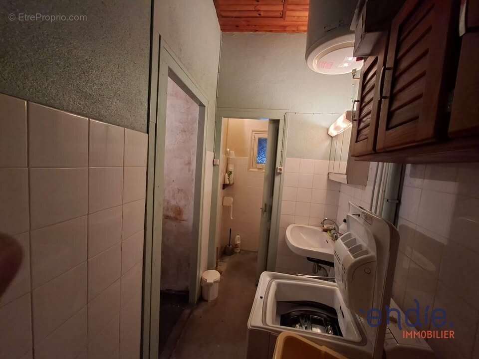 Maison à COLOMBIER