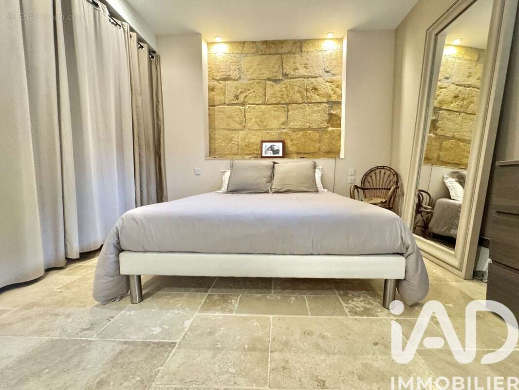 Photo 6 - Maison à REMOULINS