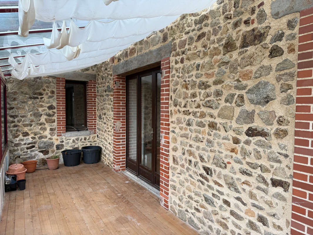 Maison à SAINT-HILAIRE