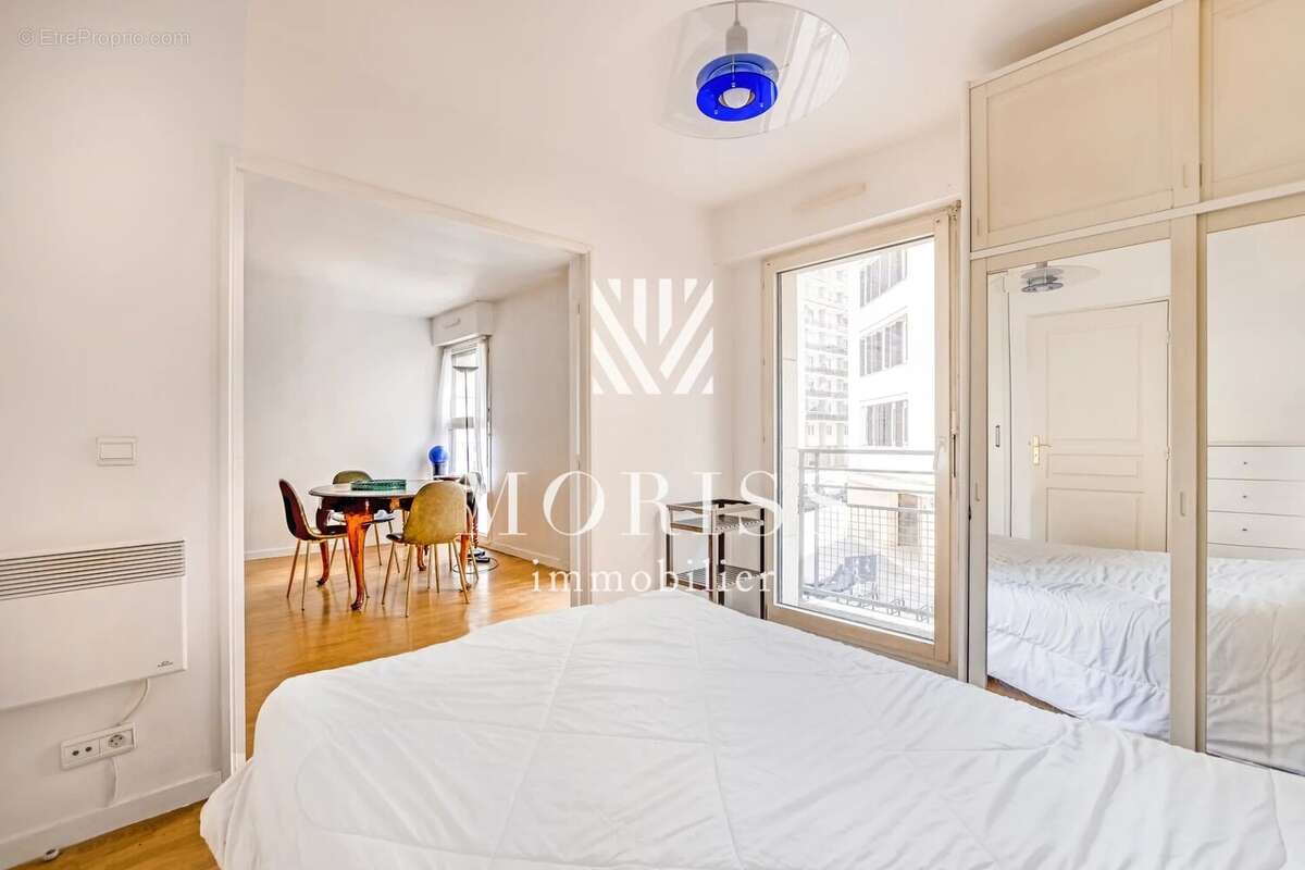 Appartement à PARIS-14E