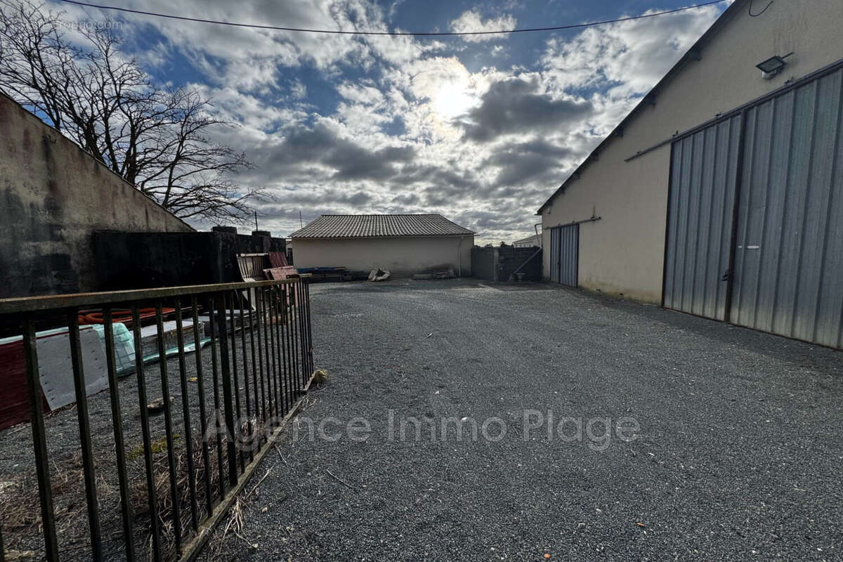 Maison à SAINT-CHRISTOLY-MEDOC