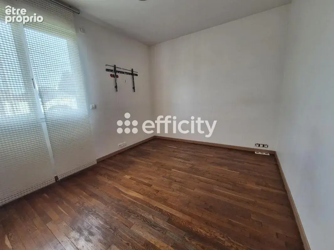 Maison 145 m² à Contres  - photo 8