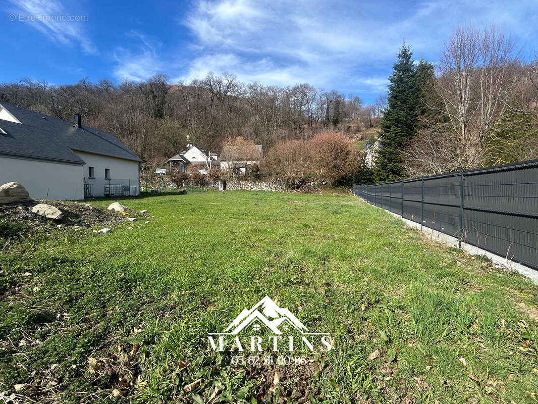 Terrain à ARGELES-GAZOST