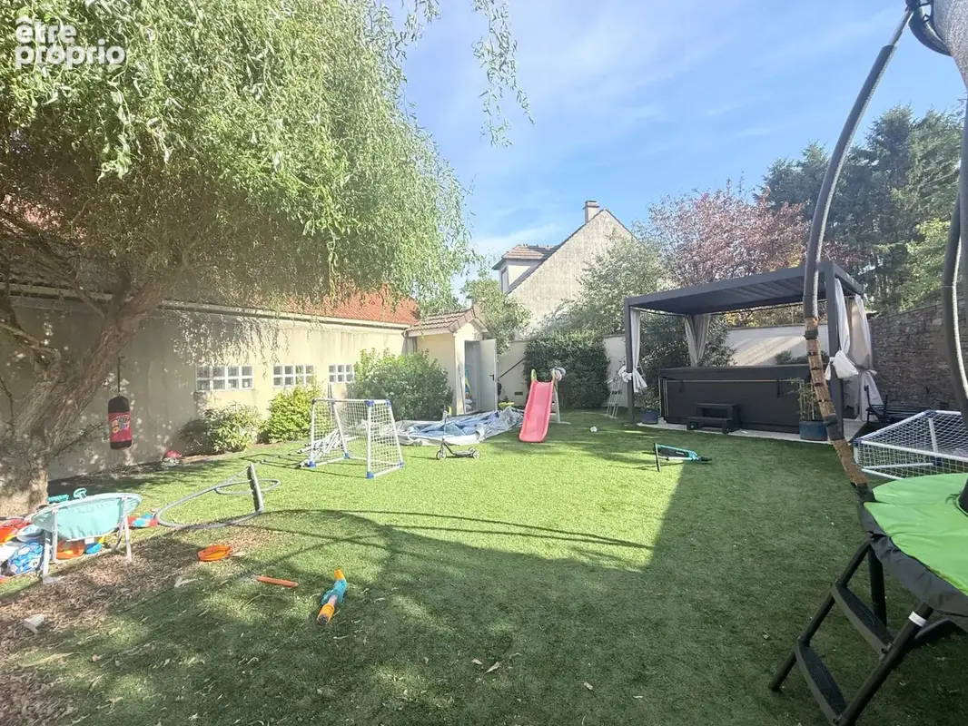 Dpt  (93), à vendre  maison P7 de 125 m² - Terrain de 370,00 m² - photo 6