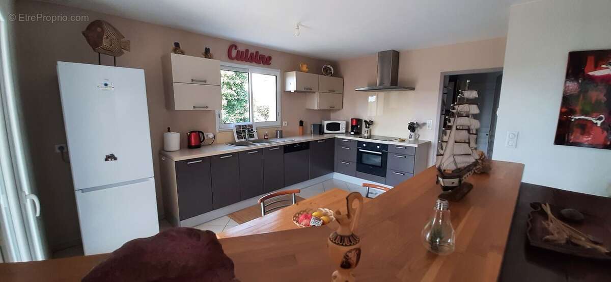 Maison 130 m² à Notre-Dame-De-Sanilhac  - photo 7