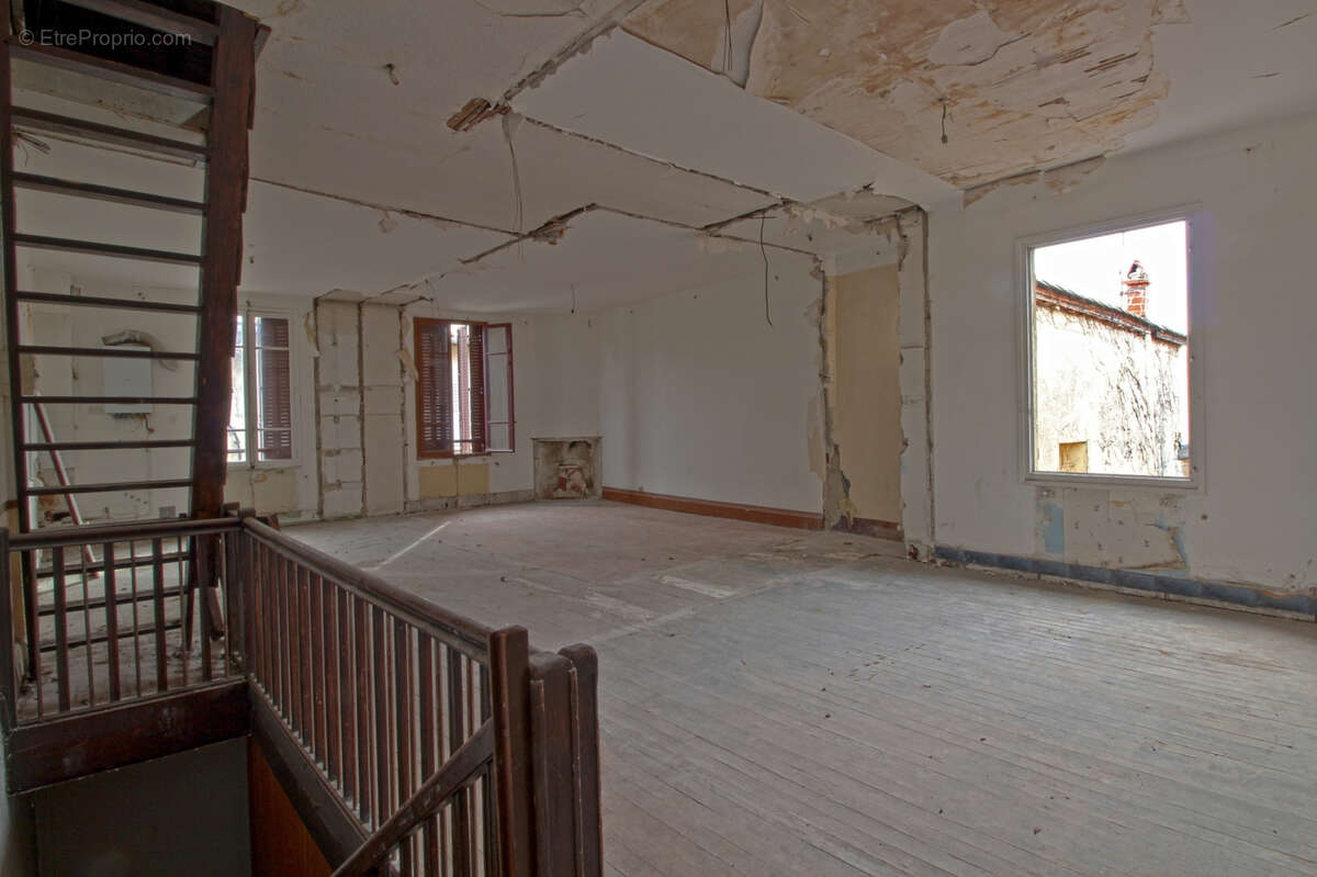 Appartement à ROMANS-SUR-ISERE