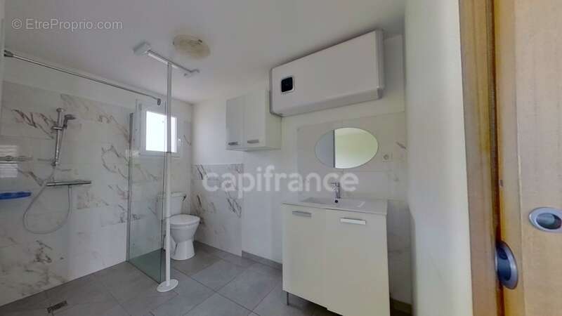 Maison à SAINTE-BAZEILLE