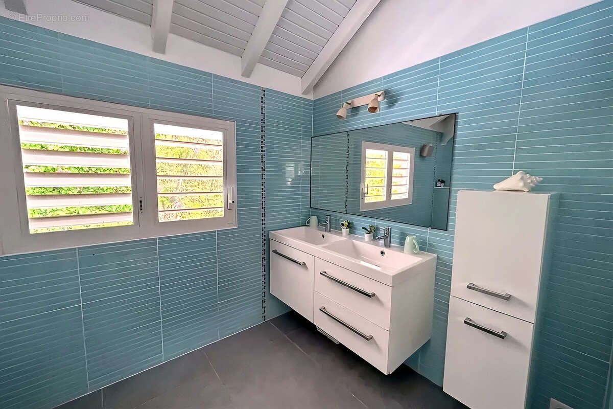 Maison à SAINT-FRANCOIS