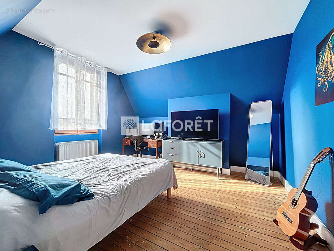 Maison à VILLERS-SUR-LE-ROULE