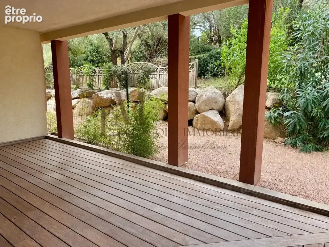 Porto-vecchio – bel appartement t2 avec terrasse couverte, jardin privatif et parking - photo 2