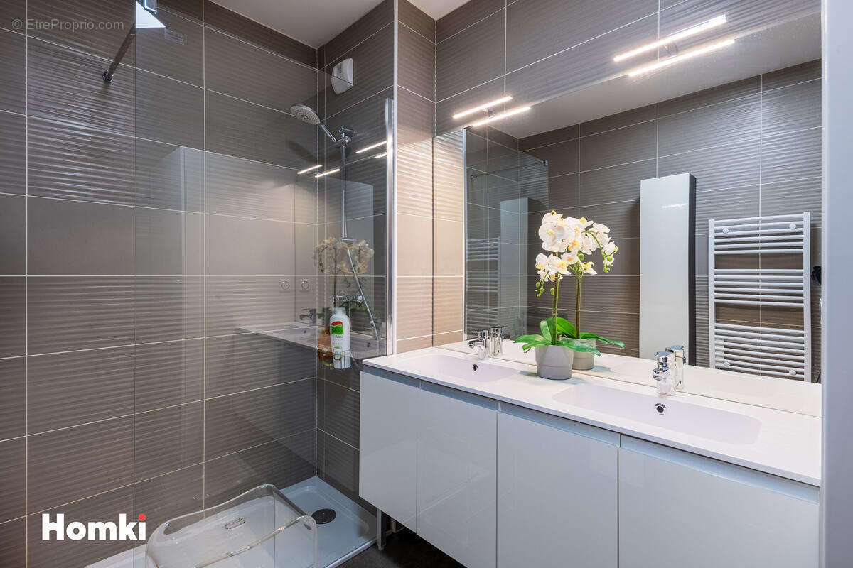 Appartement à MARSEILLE-9E