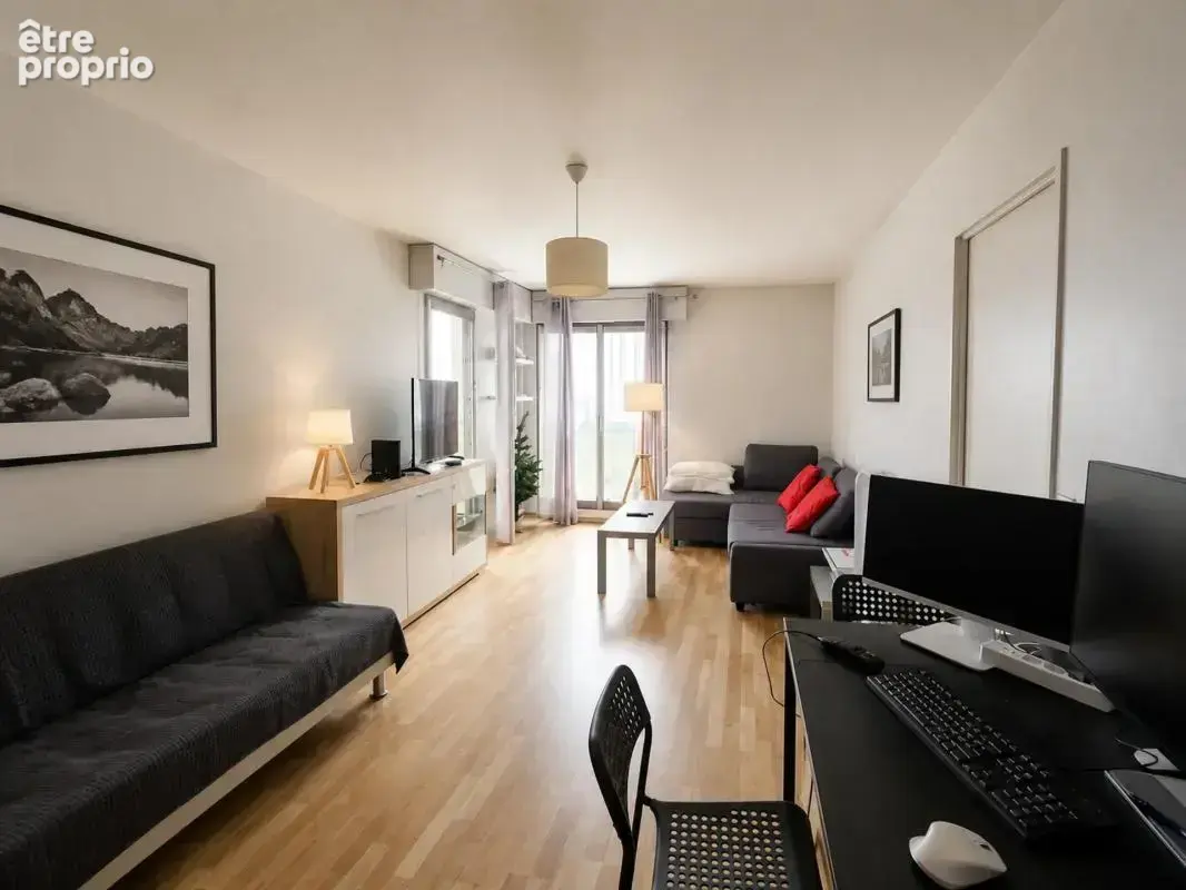 Appartement 2 pièces de 55 m² à Créteil - photo 2