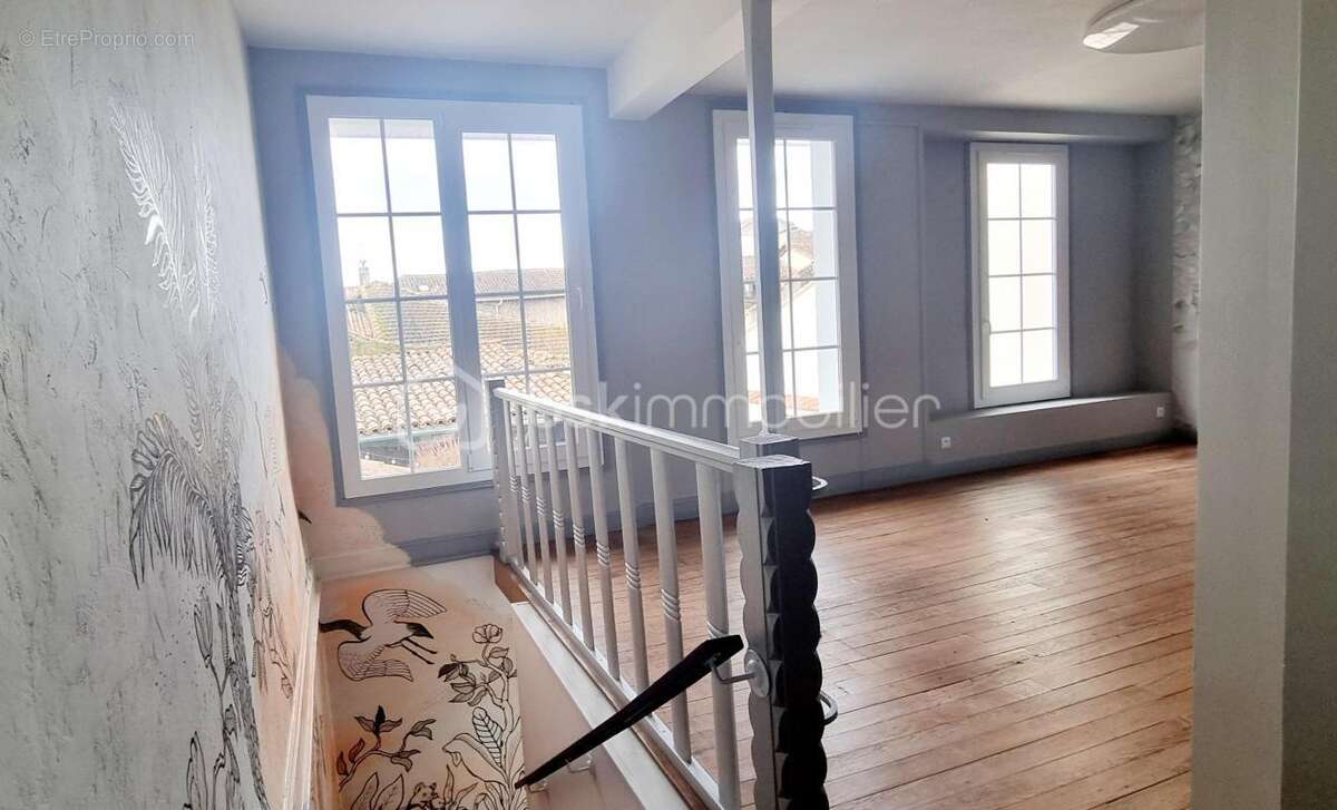 Appartement à GEAUNE