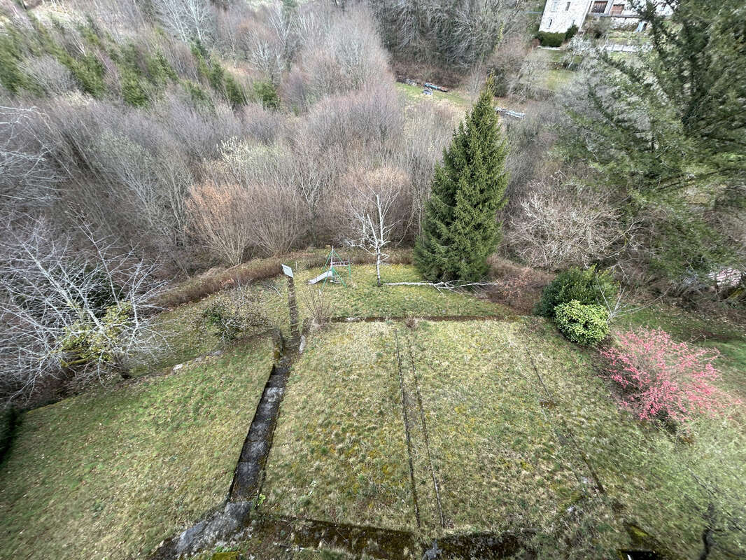 Maison à CORREZE