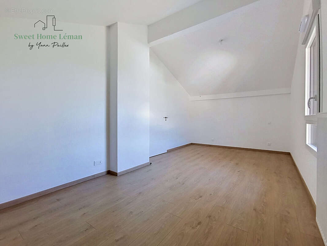 Appartement à BRENTHONNE