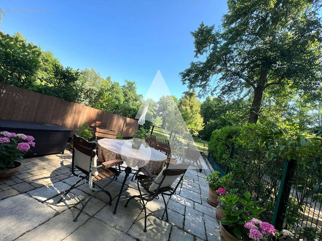 Appartement à VILLEFRANCHE-SUR-SAONE