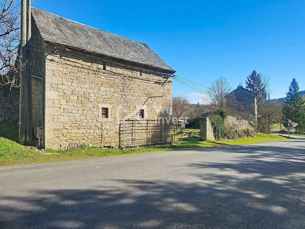 Maison à SEVERAC-LE-CHATEAU