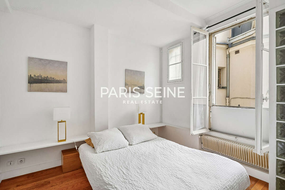 Appartement à PARIS-6E