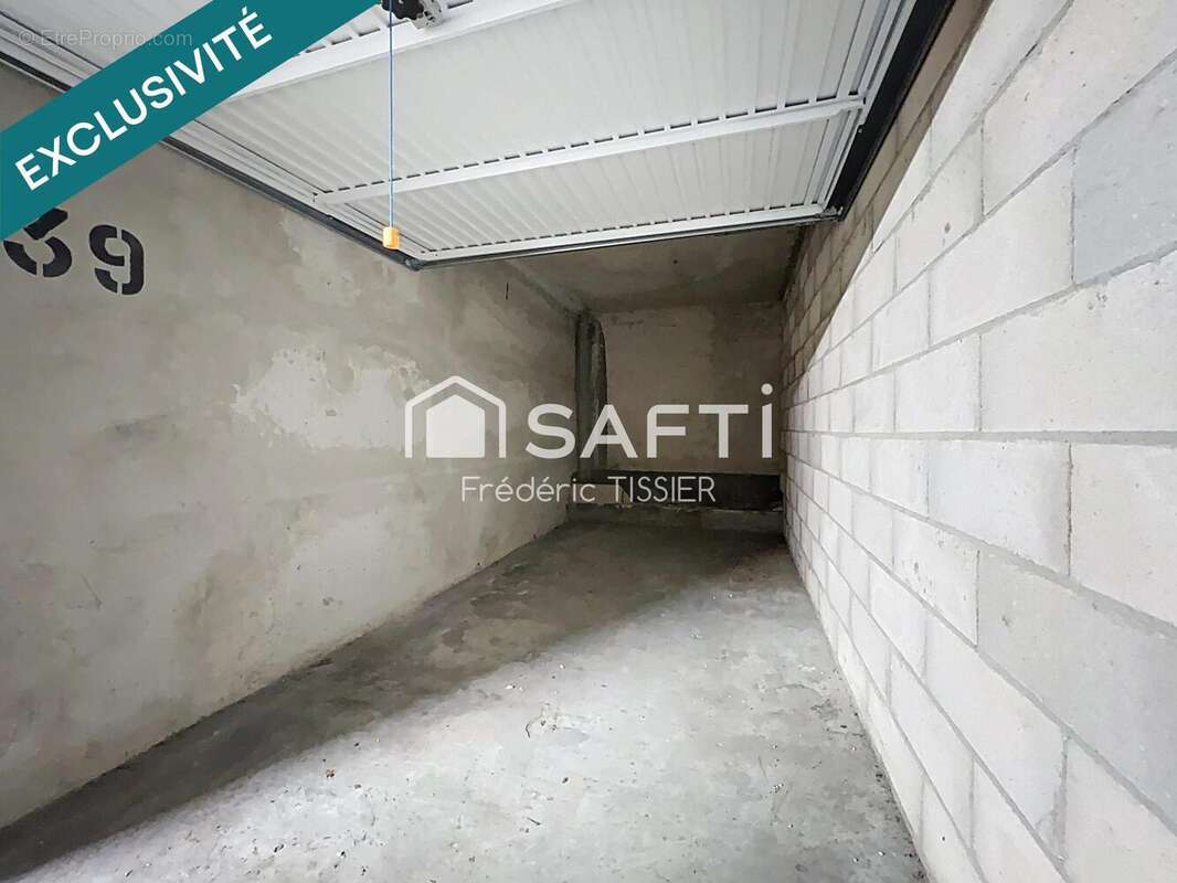 Photo 3 - Parking à GRASSE