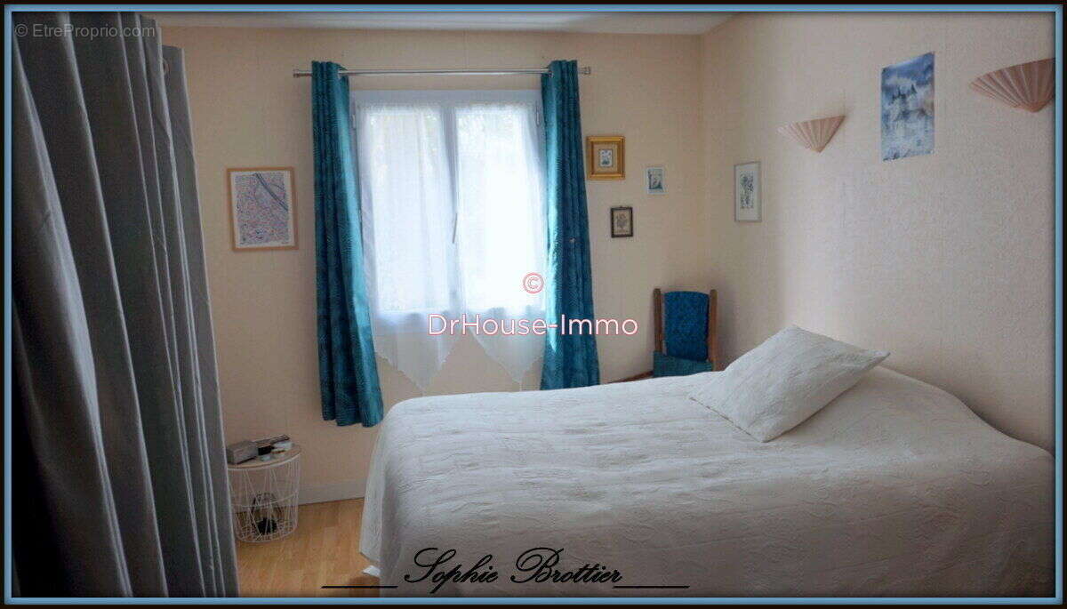 Maison à VASLES