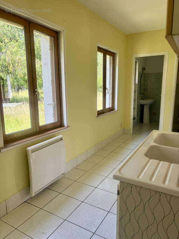 Maison à LES RESSUINTES