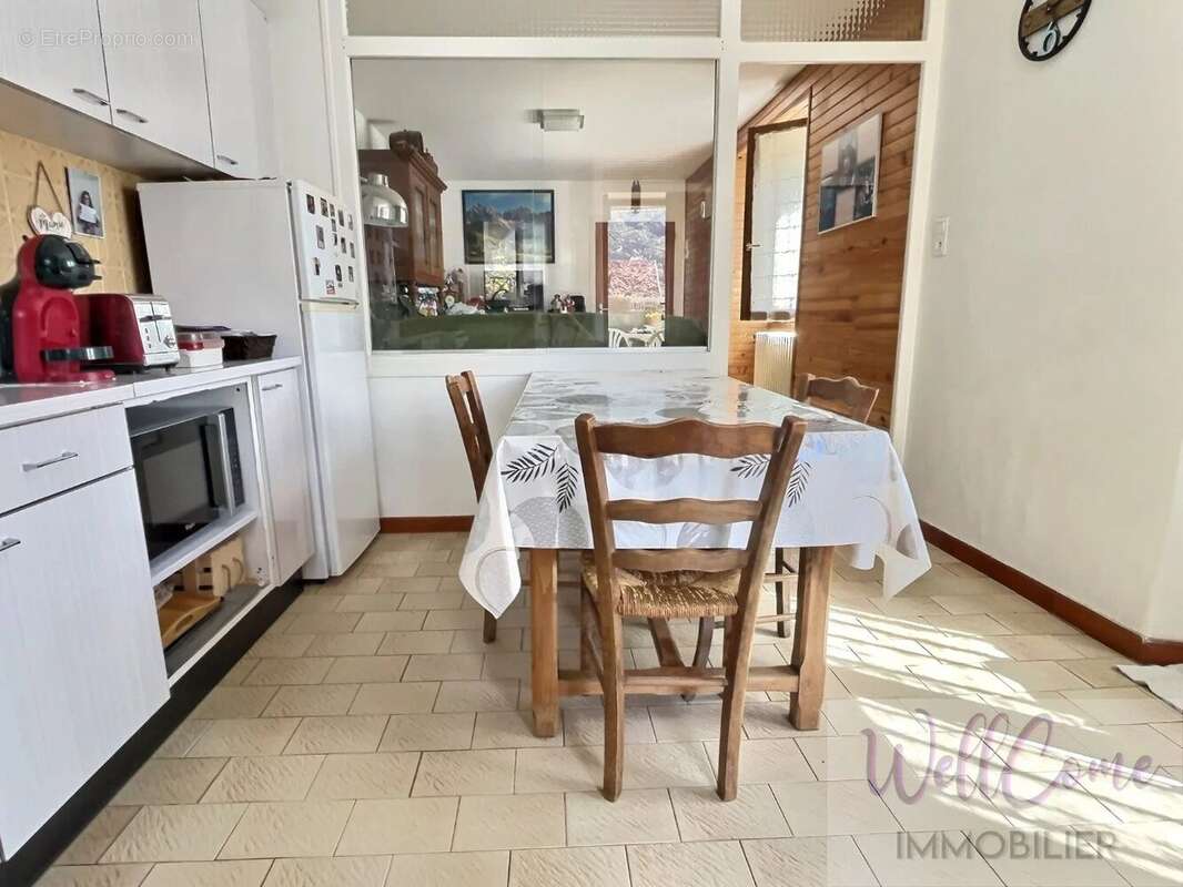 Appartement à MOYE