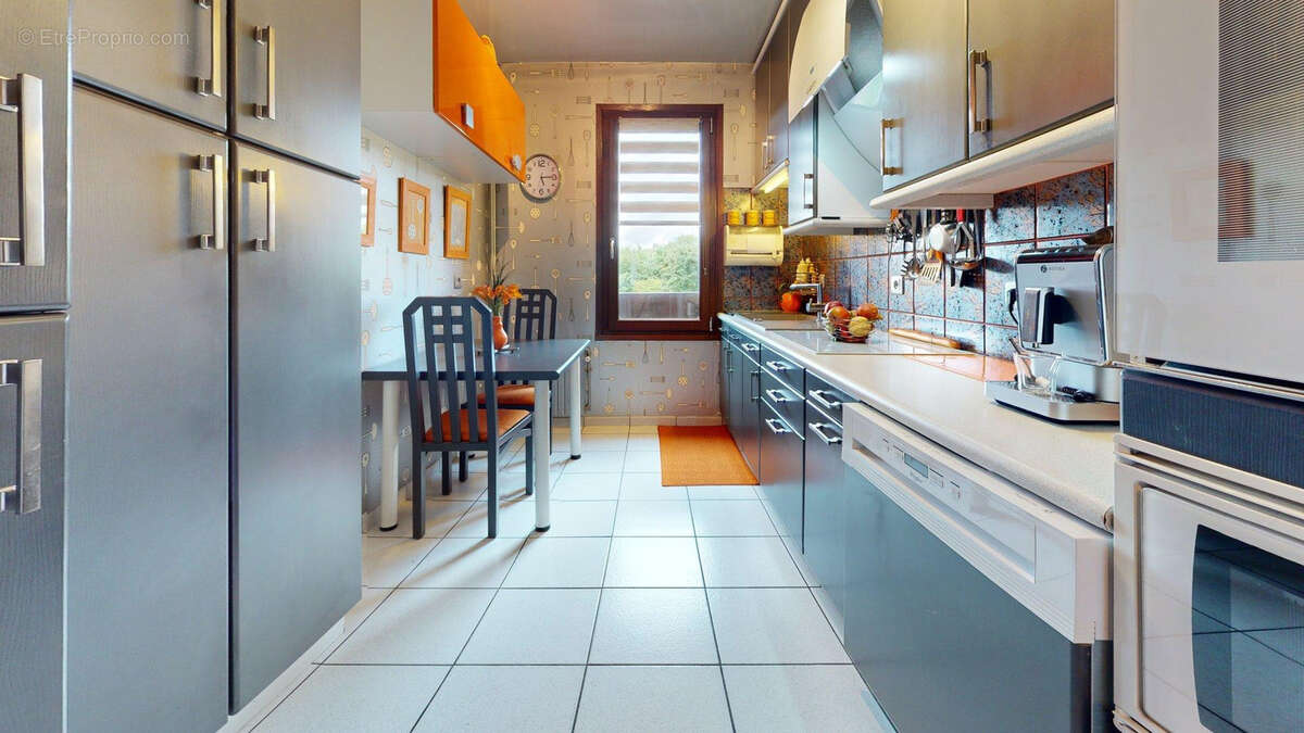 Appartement à BONDY