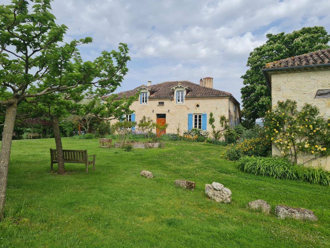 Maison à MIRADOUX