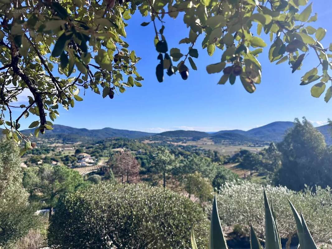 Maison à PLAN-DE-LA-TOUR