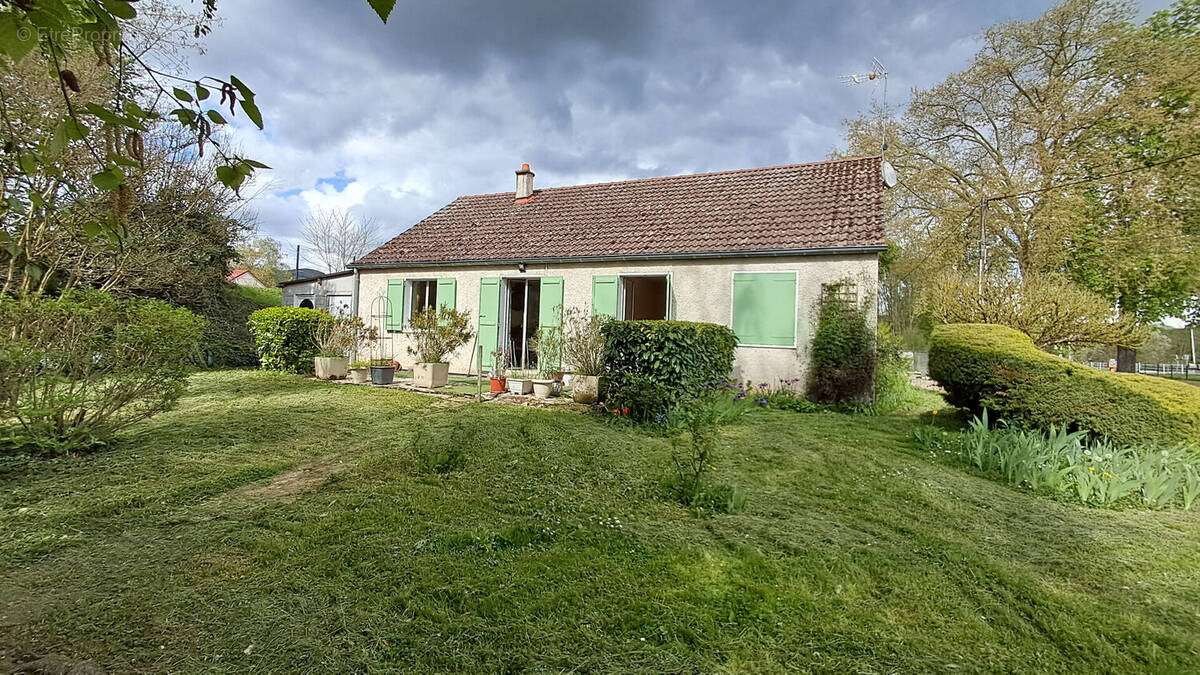 Photo 1 - Maison à CHEILLY-LES-MARANGES