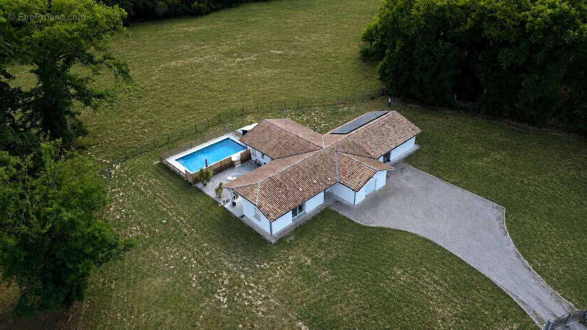 Maison à SAINT-VINCENT-DE-PAUL