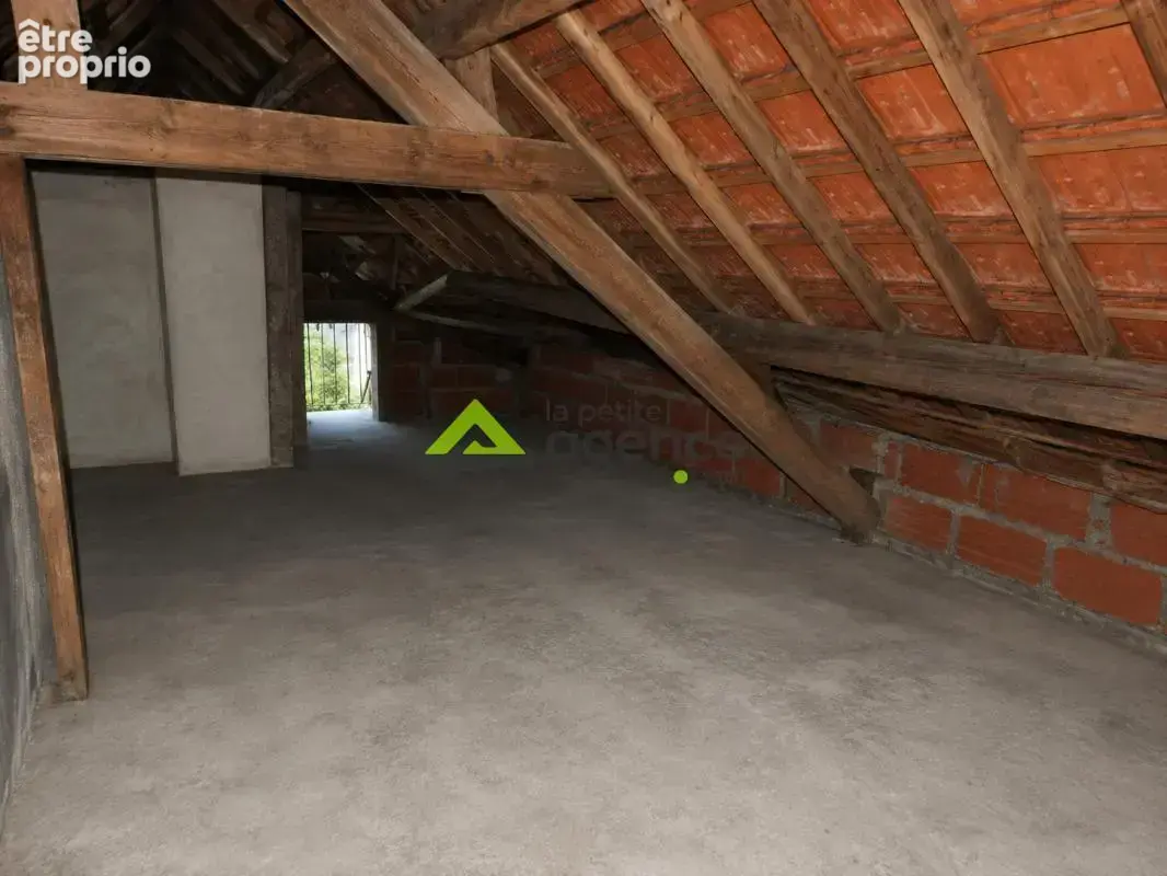 Immeuble de rapport   3 appartements et fort potentiel à Aub - photo 12