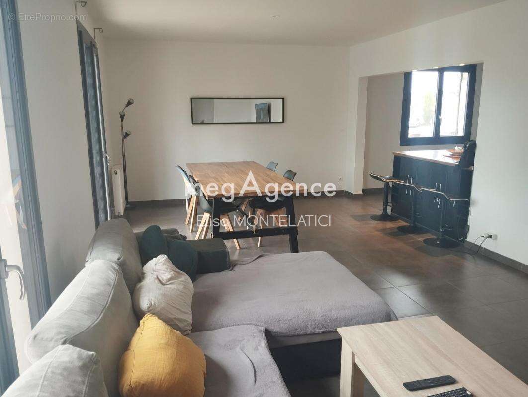 Maison à SAINT-MARTIN-DE-LAYE