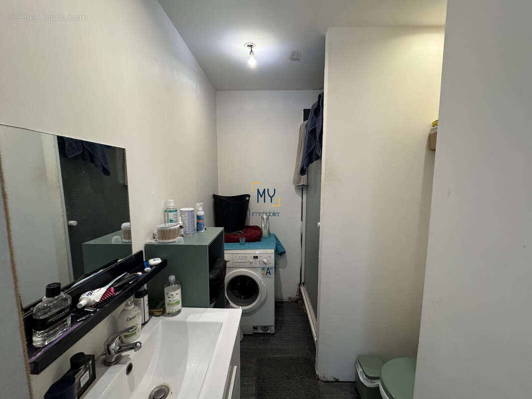 T2 - SALLE DE BAINS - Appartement à SAINT-ANDRE-LEZ-LILLE