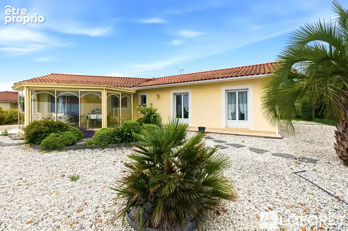 Maison à vendre à Biscarrosse Bourg  - Plain-pied 4 chambres, véranda, garage et terrain de 700 m² - photo 2