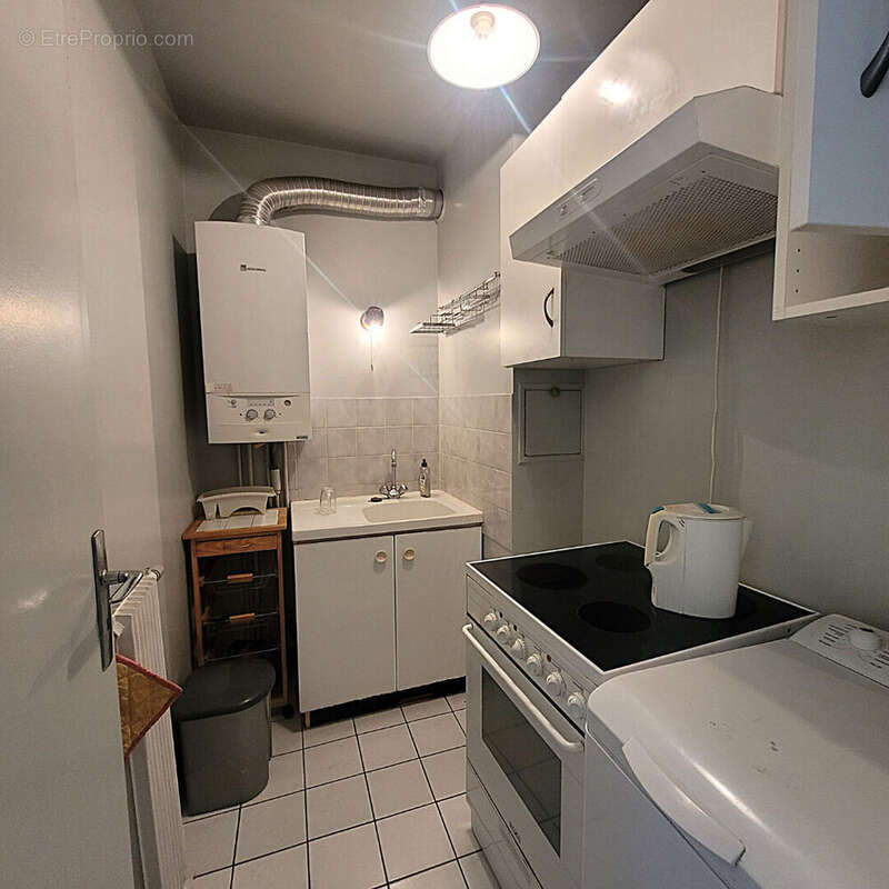 Studio meublé de 29,72 m² en plein centre-ville - photo 4