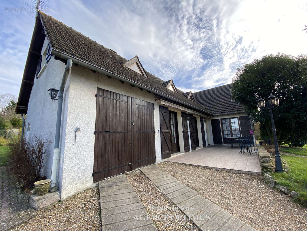 Maison à VILLEBLEVIN