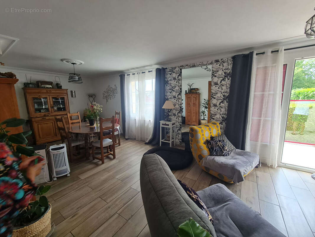 Maison La Ferriere Bochard 4 pièce(s) 106 m2 - photo 5