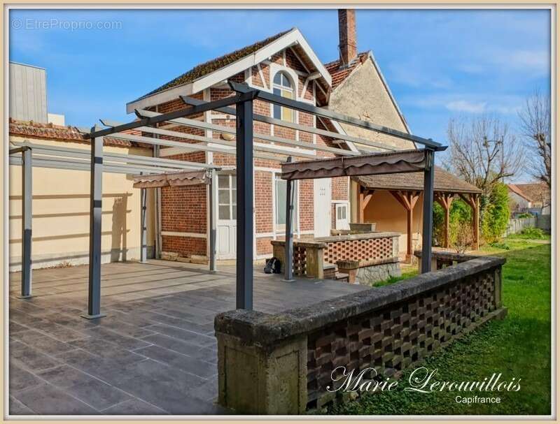 Maison à ROMILLY-SUR-SEINE