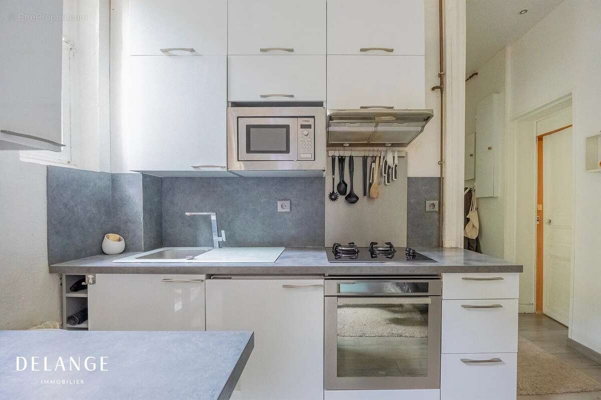 Appartement à PARIS-12E