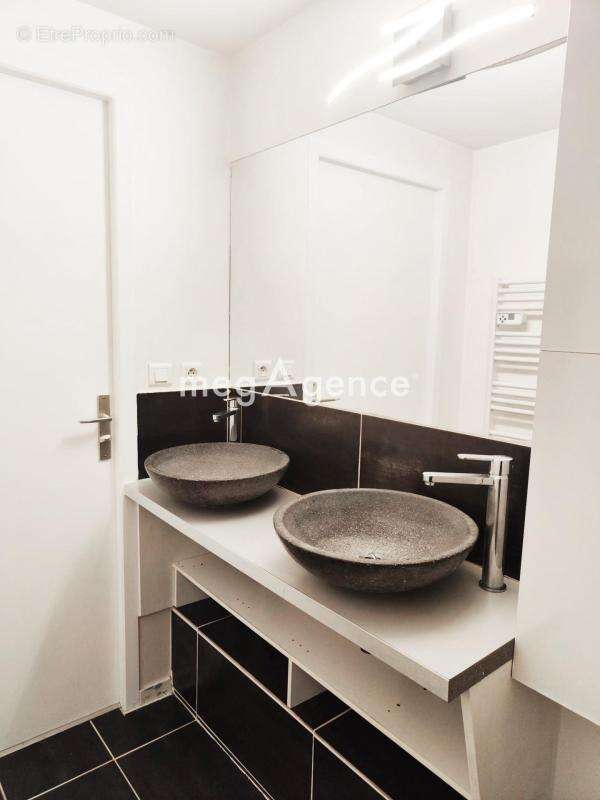 Maison à DECINES-CHARPIEU