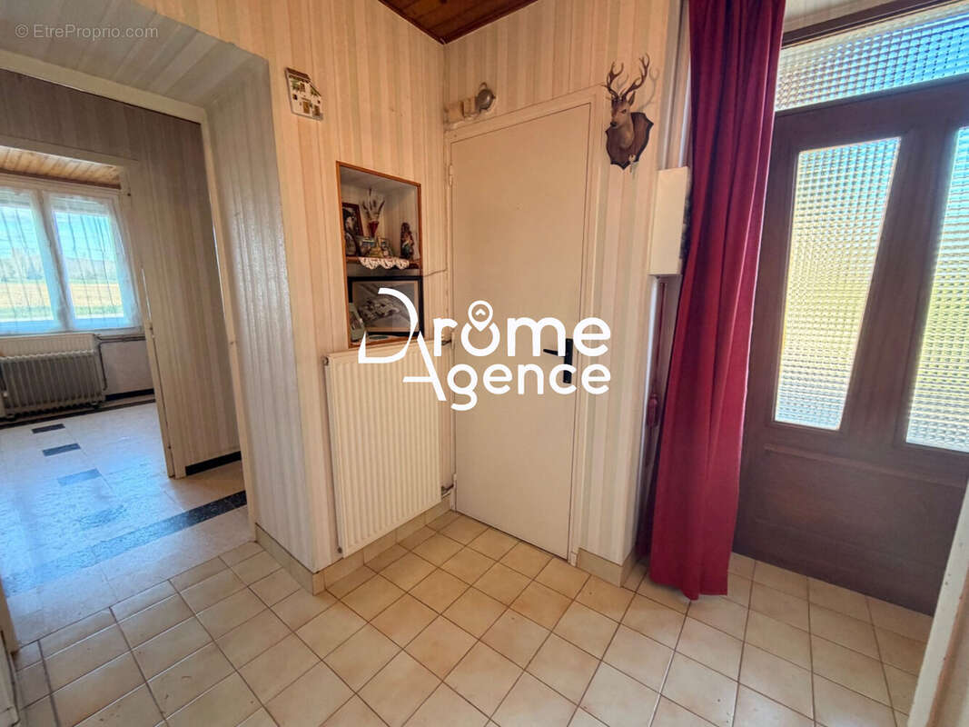 Maison 80 m² à Allex  - photo 6