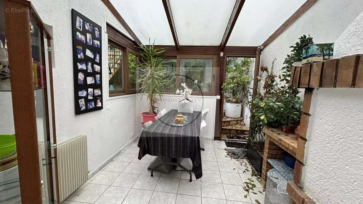 Maison à FONTENAY-SOUS-BOIS