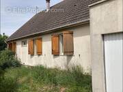 Maison à LA CHAPELLE-LA-REINE