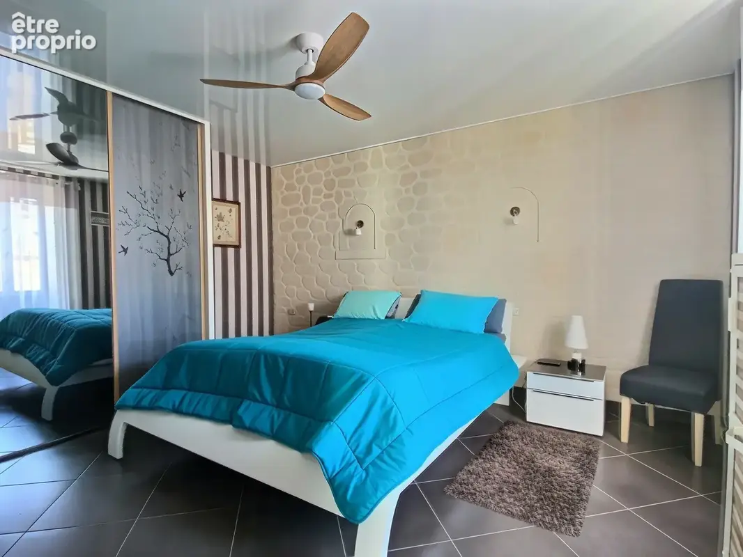Maison avec piscine, jacuzzi et beaux espaces annexes - photo 8
