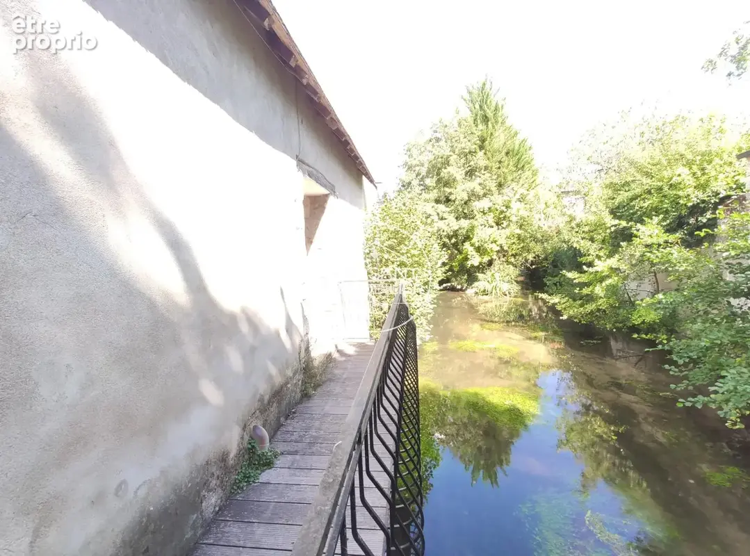 Meung sur loire - centre ville - photo 2