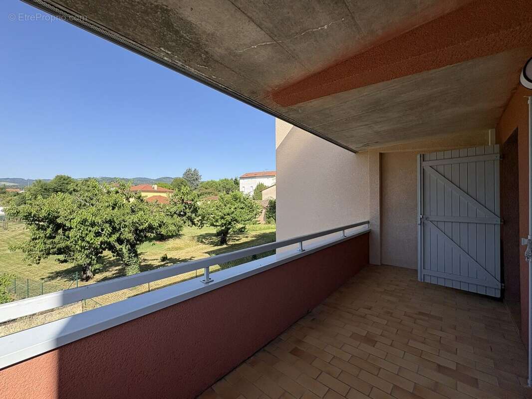 Appartement à VAUGNERAY