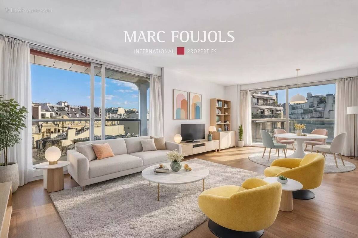 Appartement à PARIS-16E
